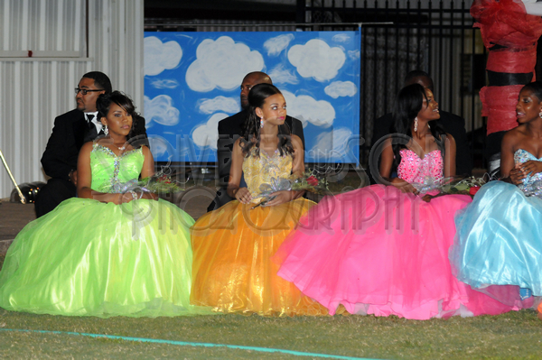 LHS Homecoming 1099.JPG - SCRIVENER 300s #1